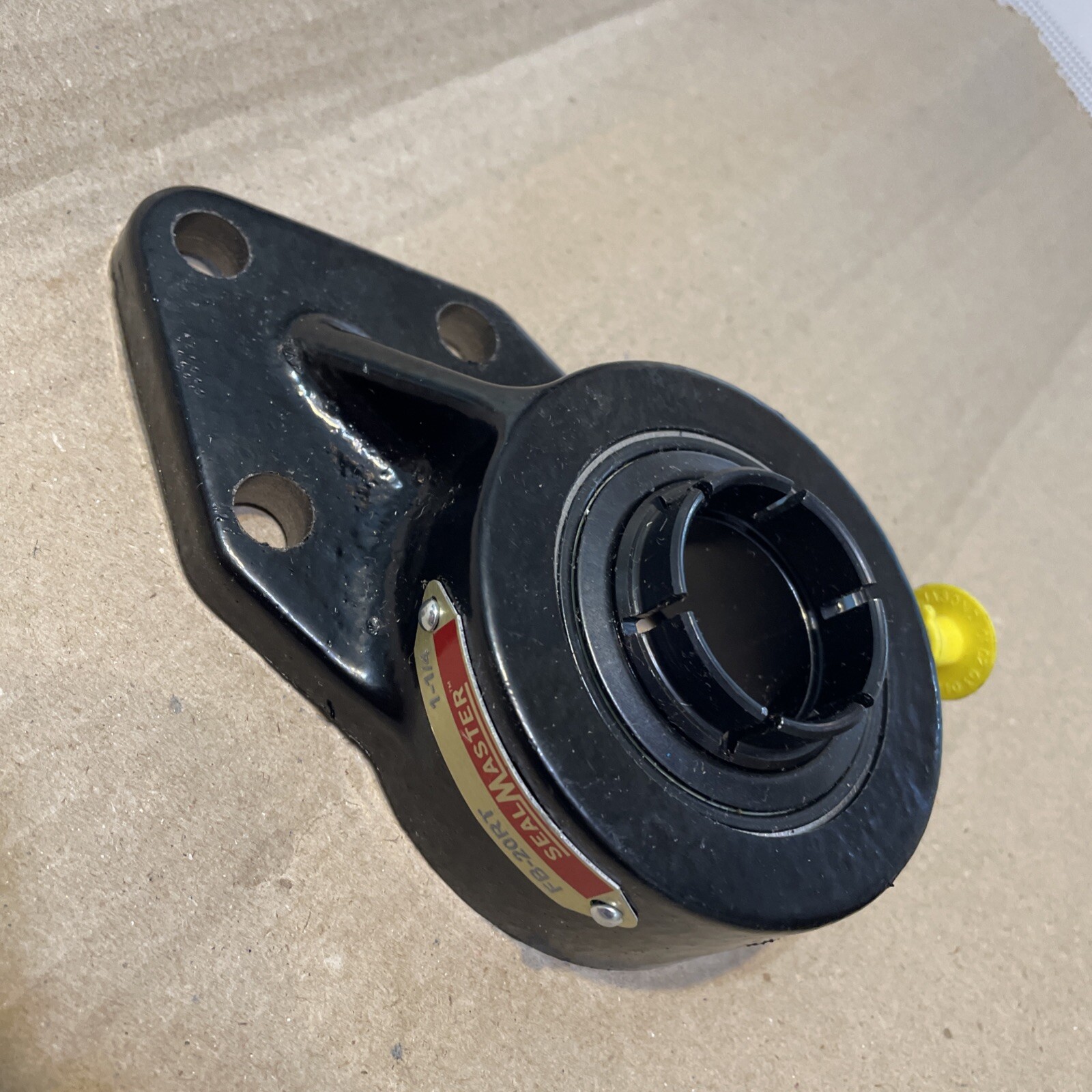 1 NEW SEALMASTER FB-20 3 BOLT FLANGE MOUNT BEARING NIB