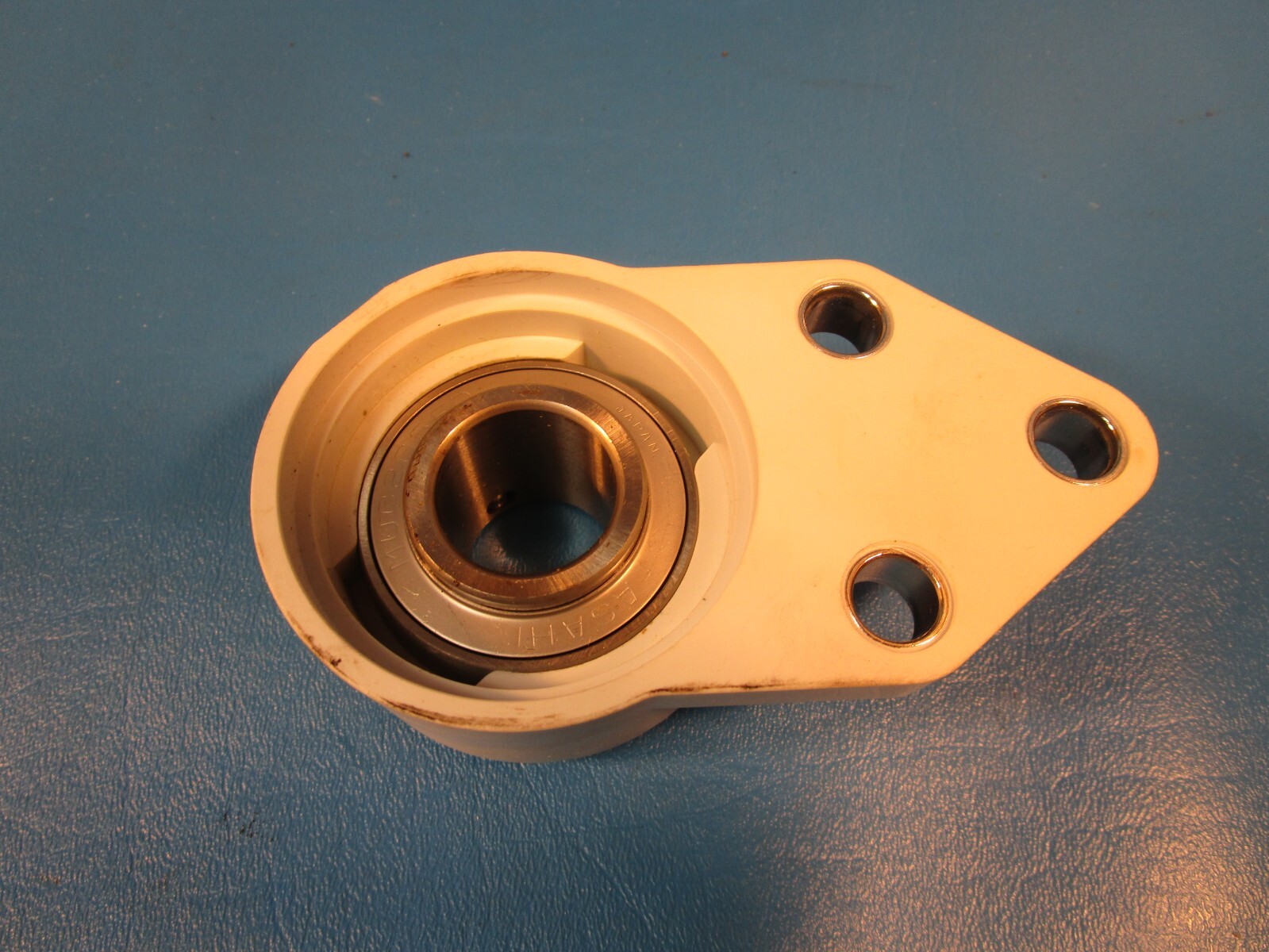 AMI MUCFBL205-16W Flange-Mount Ball Bearing Unit – 3-Bolt Bracket, 1 in Bore