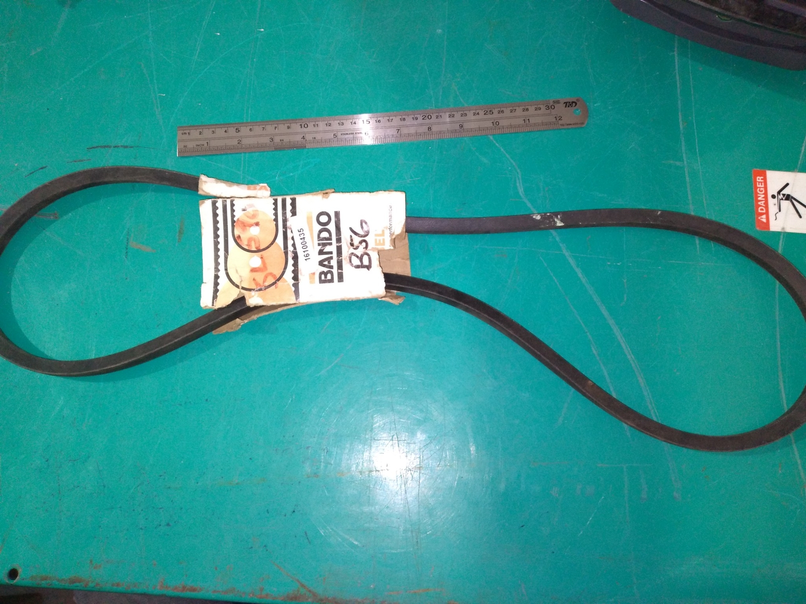 BANDO B56 V-BELT