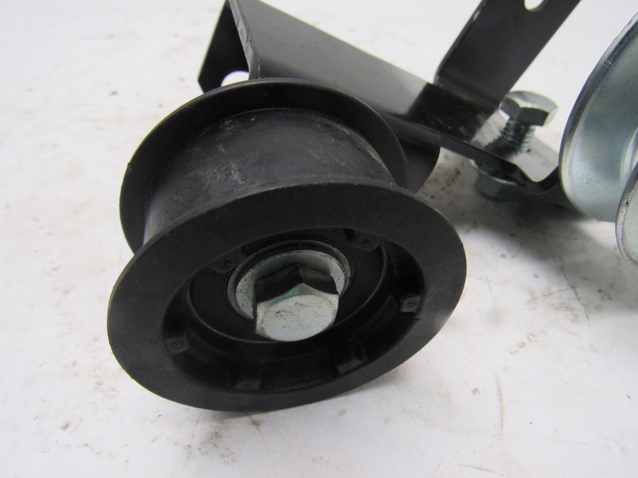 Dematic K041521AAA Power Twist V Belt Guide Roller Conveyor Drive Idler Ass’y