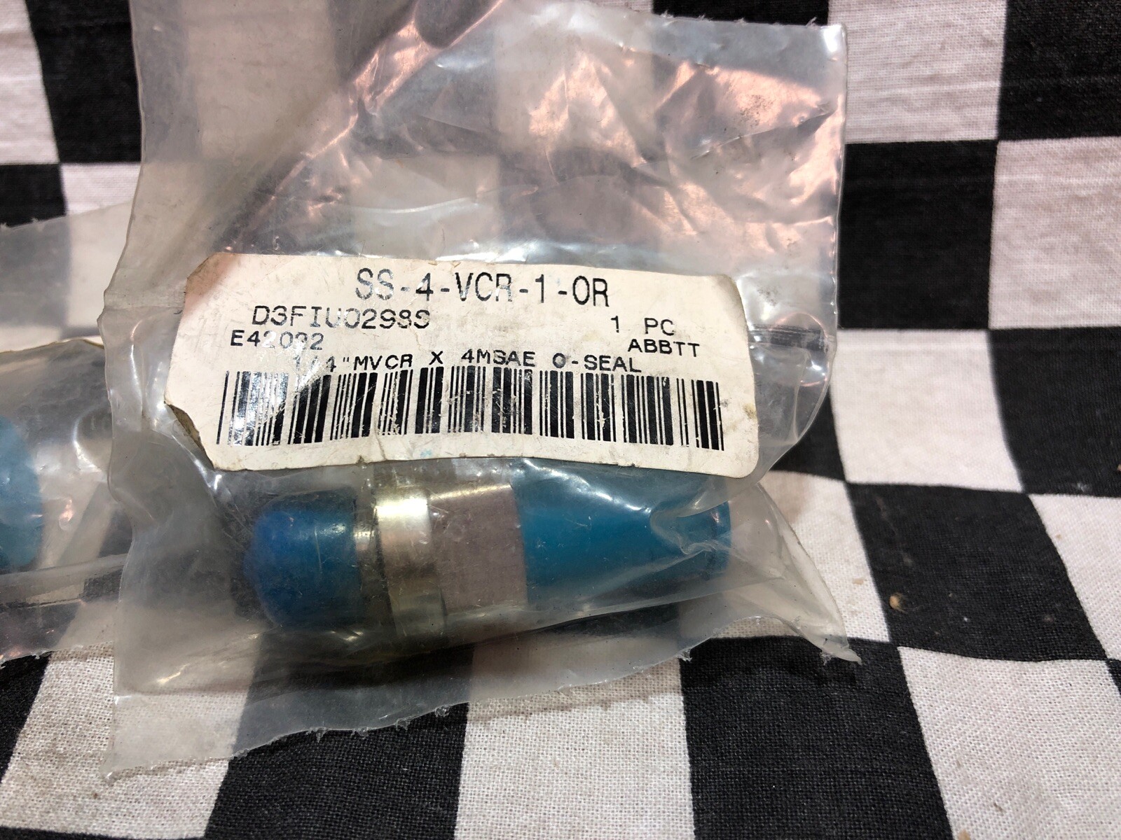 Swagelok Face Seal Fitting Male Connector 1/4″, SS-4-VCR-1-OR, SS-4-VCR-1-0R