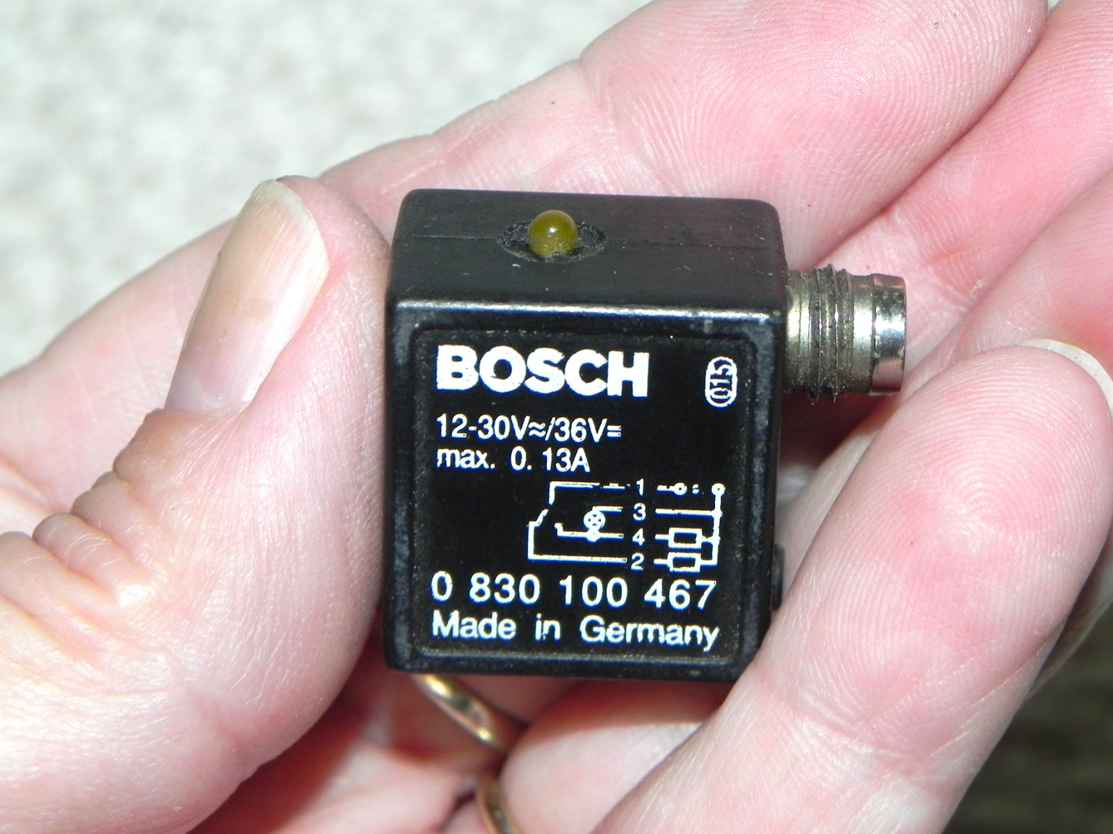 Bosch 0 830 100 467 sensor 12-30VAC/12-26VDC max 0,13A