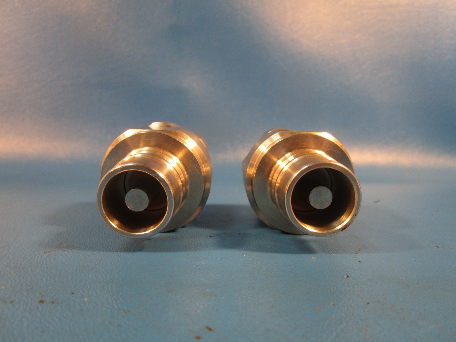 LOT OF 2 USED DIXON V6F6-ss, V-Series Hydraulic Quick Disconnect Coupling with 3