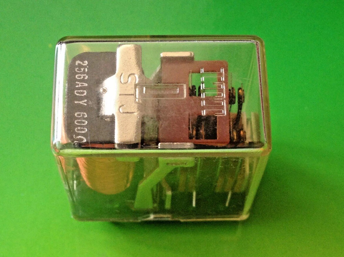 6 x ITT 256ADY600Ω Multi-contact Relay – 24 volts DC 24VDC NOS