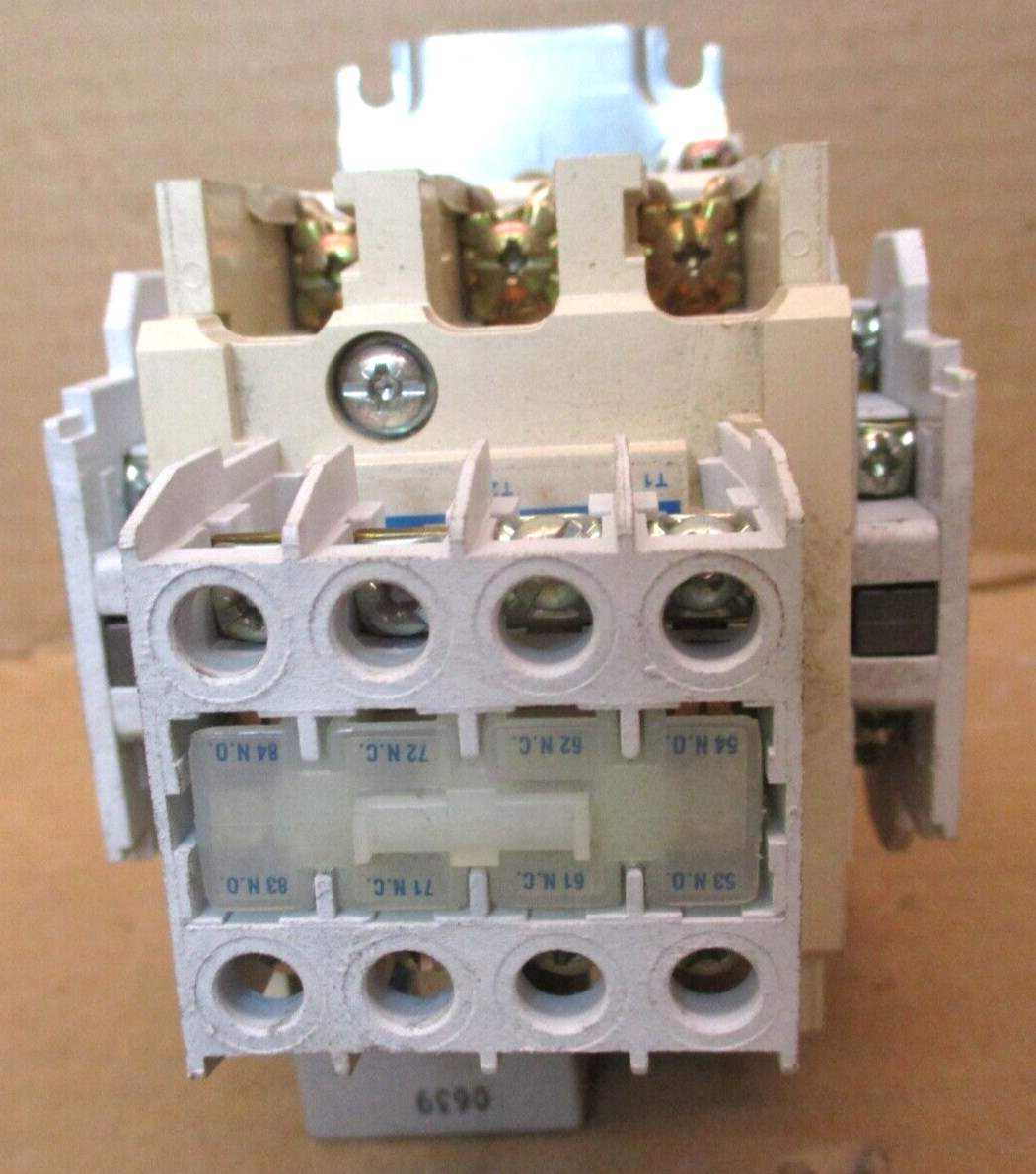Cutler-Hammer CN15DN3 Starter Relay C320KGS1 C320KGS3 C320KGT15 C320TS1 46386WVS