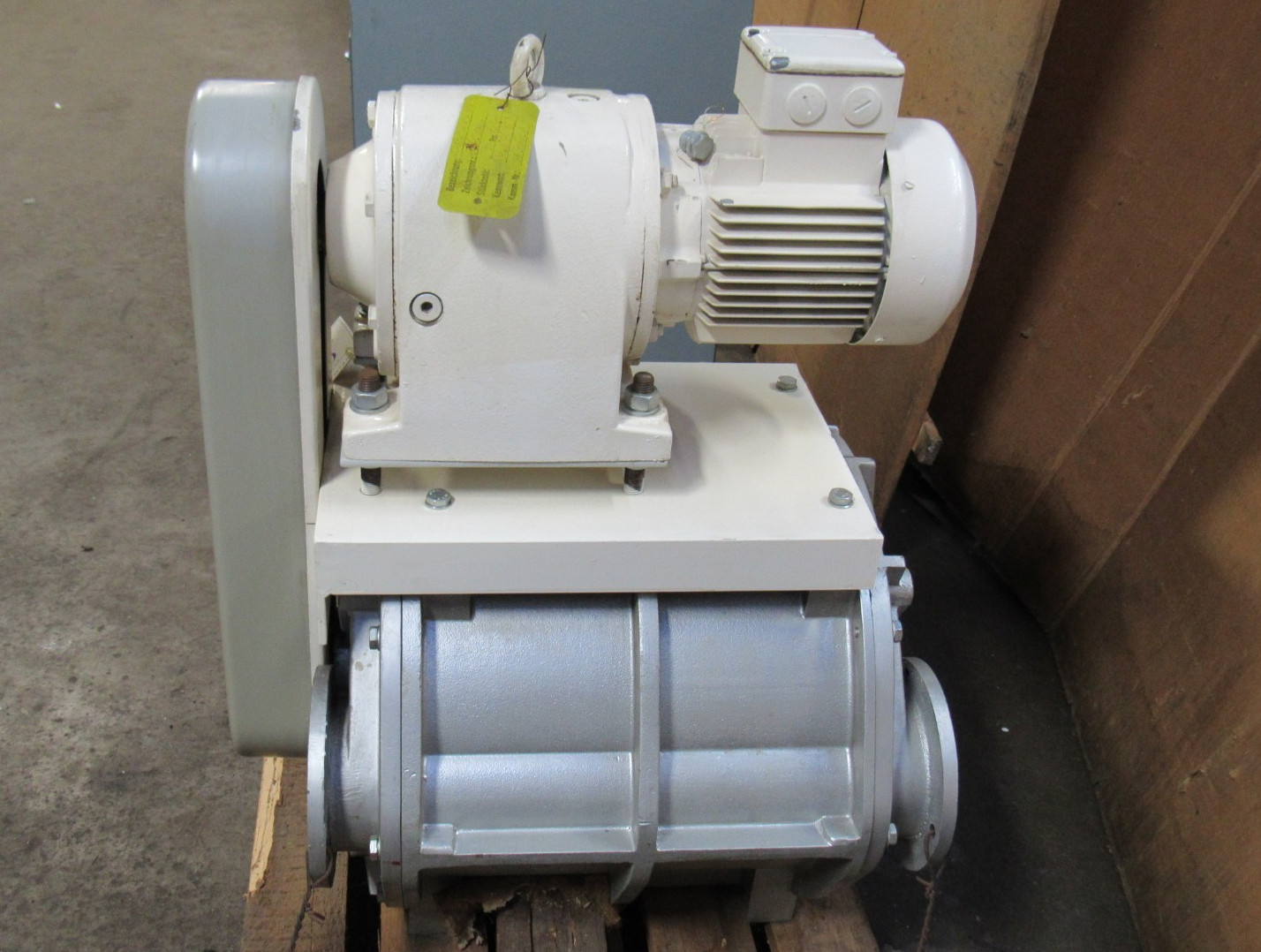 NEW REIMELT ROTARY AIRLOCK VALVE TYPE 66 SCHL.4.20NG 1.5HP 254/440V 10″X4″