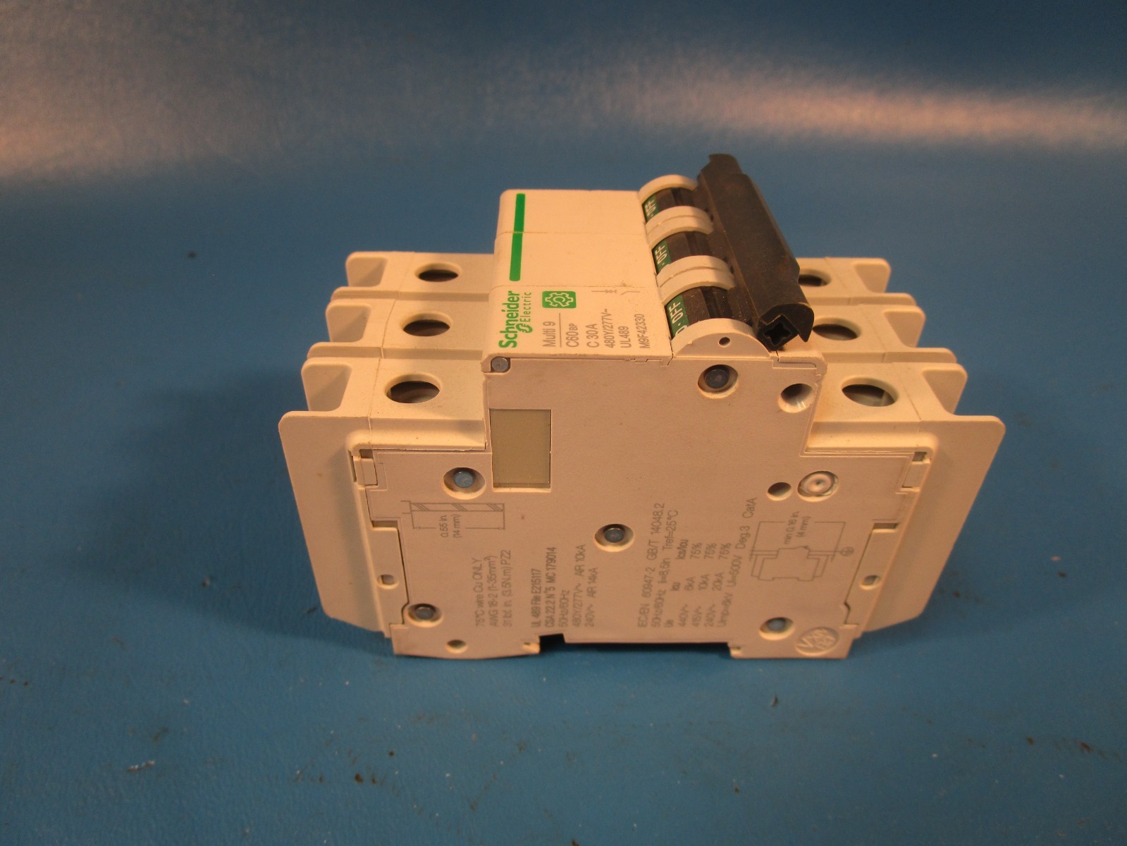 Schneider Electric M9F42330, Miniature Circuit Breaker, 30A 3P 480Y/277V~