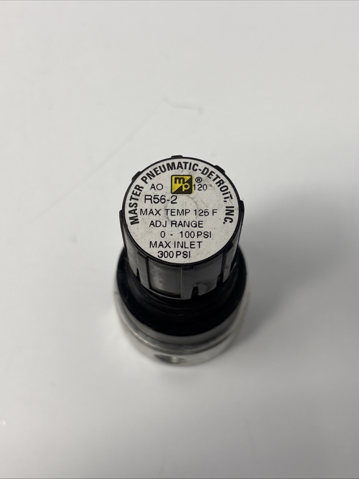 NEW Master Pneumatics Filter Regulator 519 R56-2 *FREE SHIPPING*