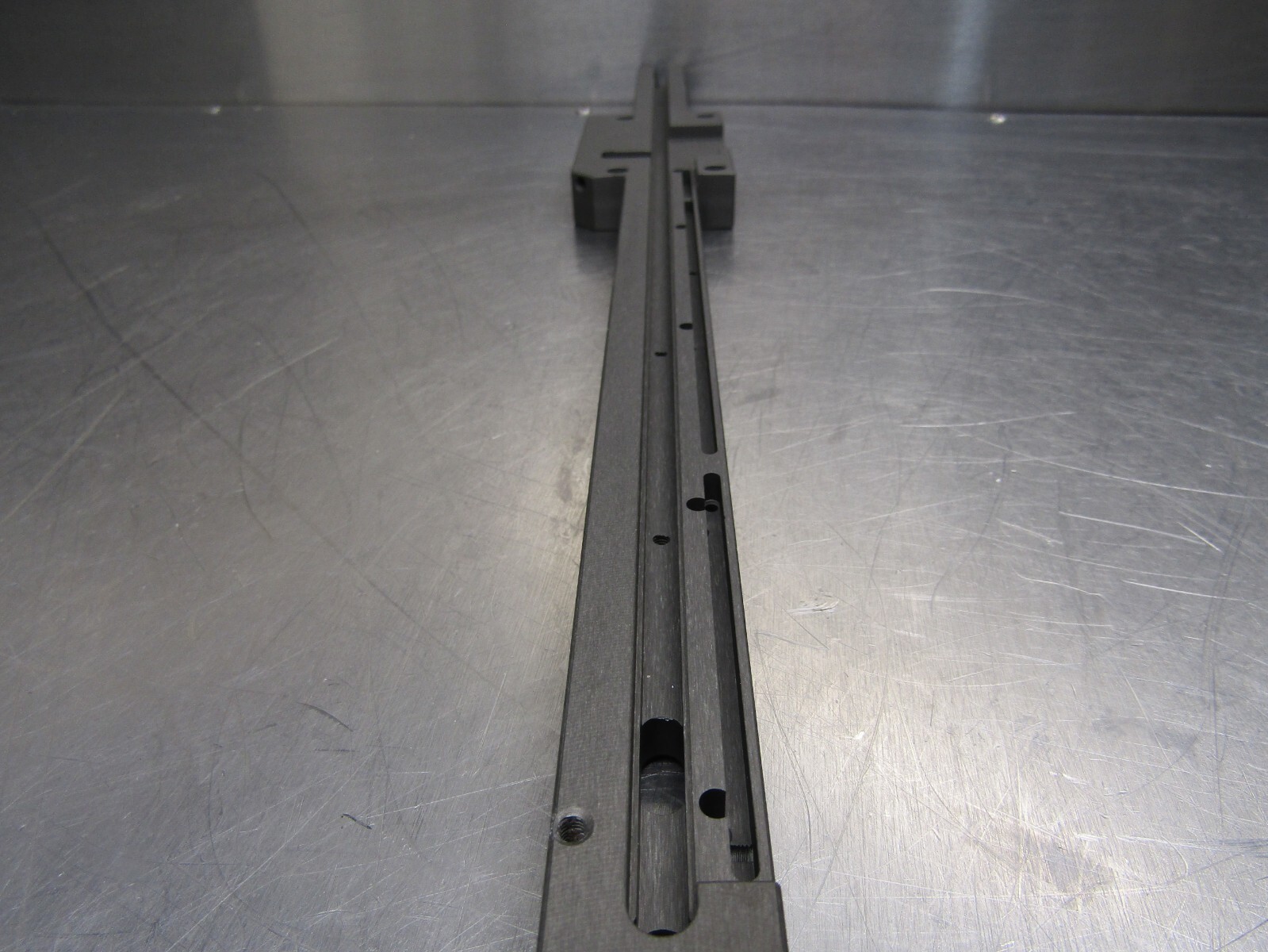 Komax VAR.048 0051516 Feeding Track