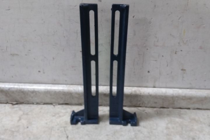 Zurn Z1203-NR3 14 In Overall Width Blue Cast Iron Carrier
