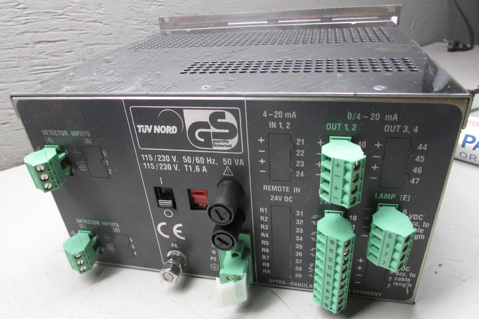 Optek C4000 Control Photometric Converter