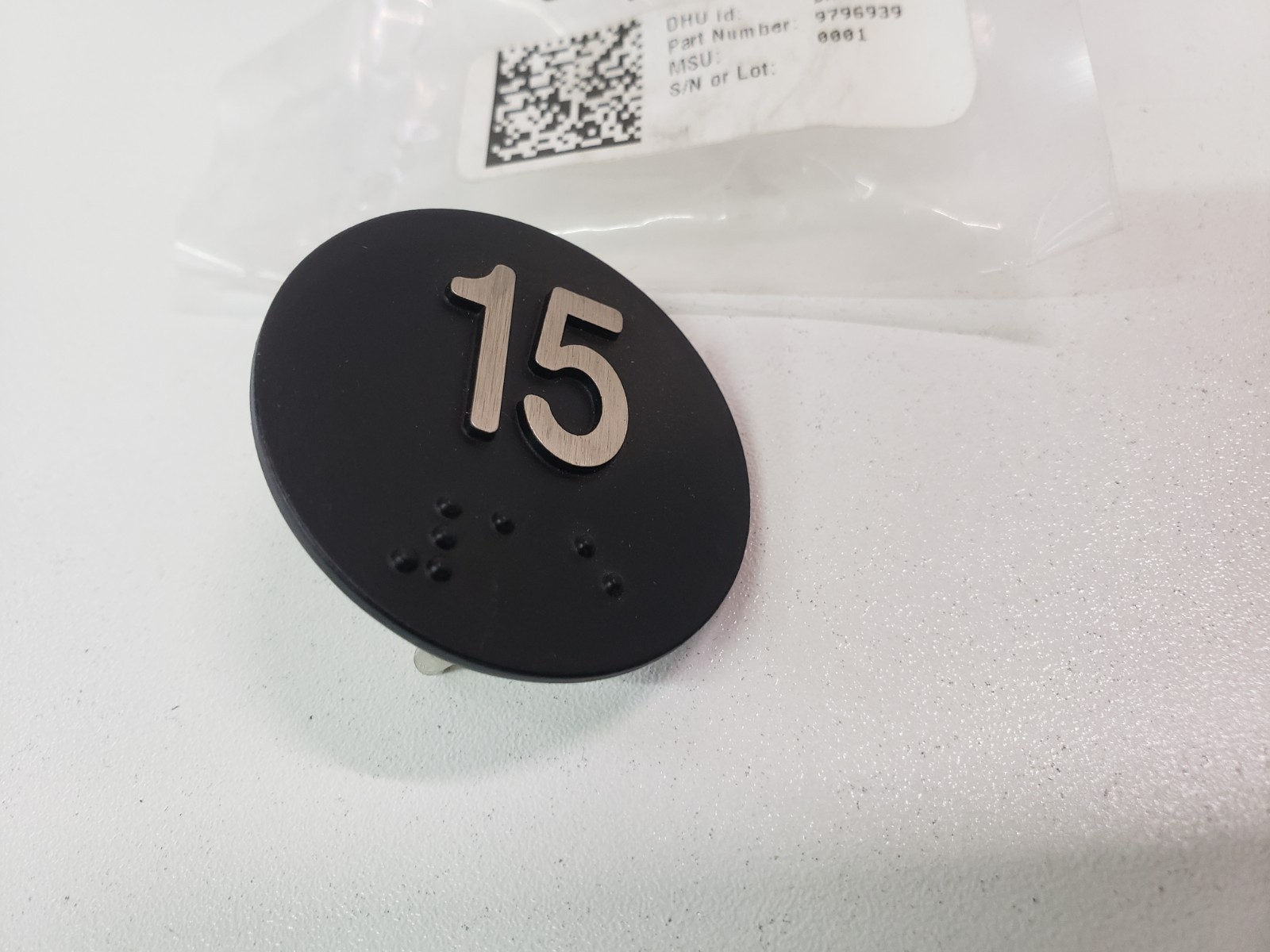 LOT of 18 – UNUSED – TKE ThyssenKrupp 9796939 Elevator Floor 15 Button