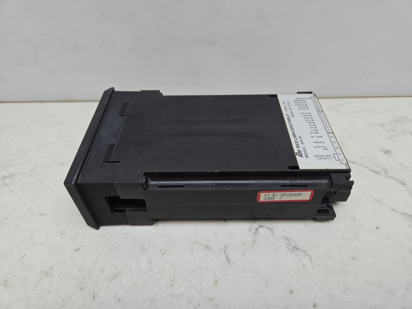Red Lion Controls APLRI600 6 Digit Panel Meter Tachometer 115Vac Used See Pics