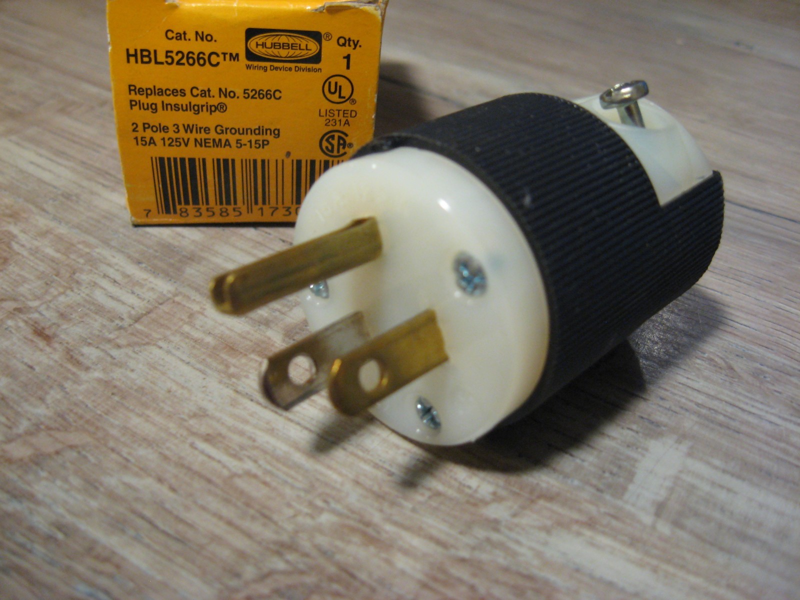 NEW Hubbell HBL5266C 3 Wire Straight Blade Male Connector Plug – 15A 125V