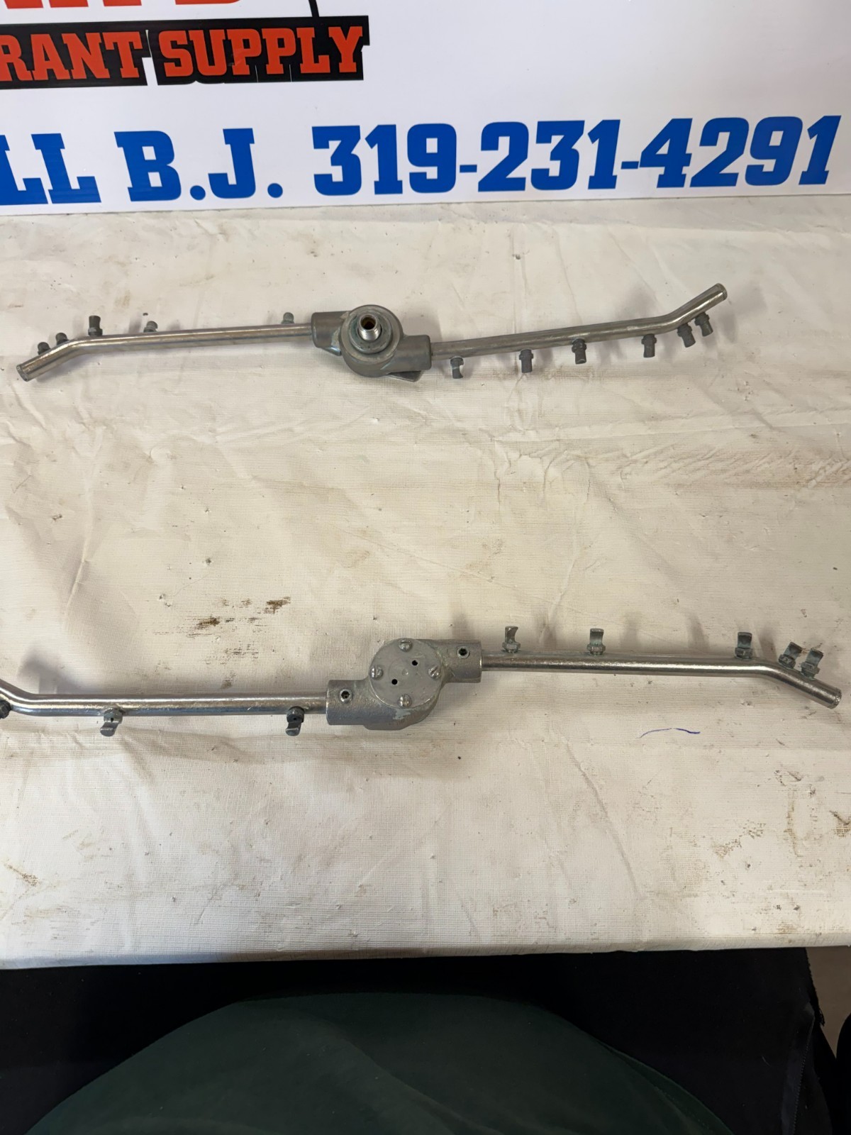 Hobart AM 14 Rinse Arm Top And Bottom Lower Arm Pin Included