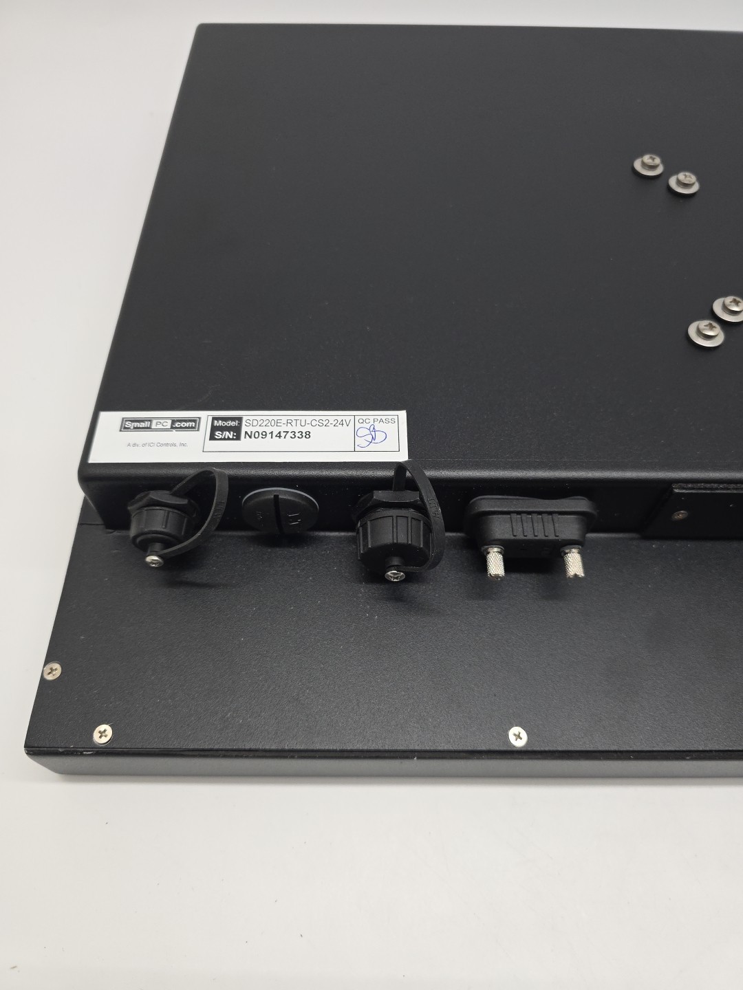 MarinePC Pro 22″ SD220E Touch LCD PC Industrial Smallpc