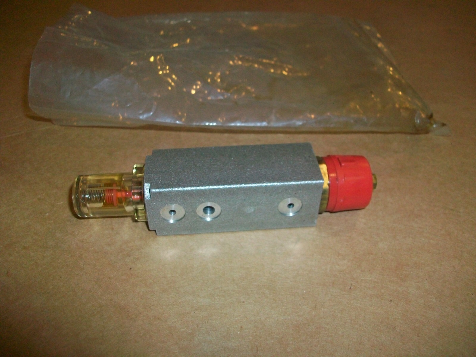 TRABON or Lincoln Lubricator Block NEW