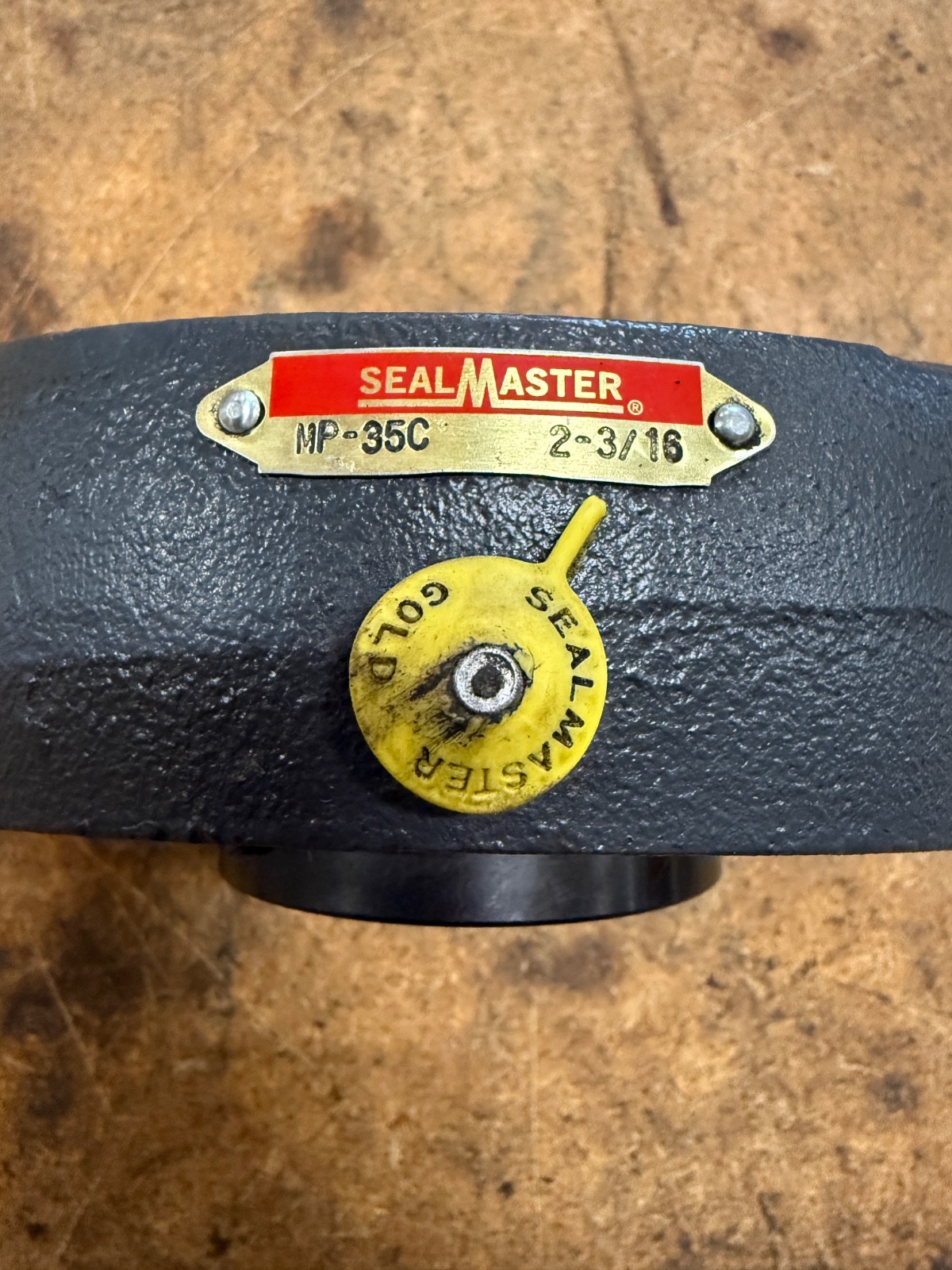 Sealmaster MP-35C Gold Line 2 Bolt Pillow Block Bearing 2-3/16″ Bore (NEW)