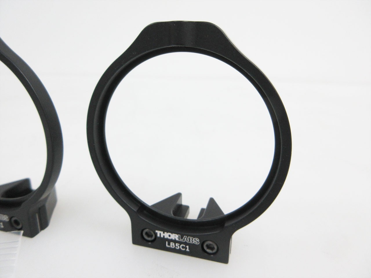 LOT OF TWO (2) THORLABS LB5C1 2″ OPTIC MOUNT FOR 60 MM CAGE CUBE & SETSCREW