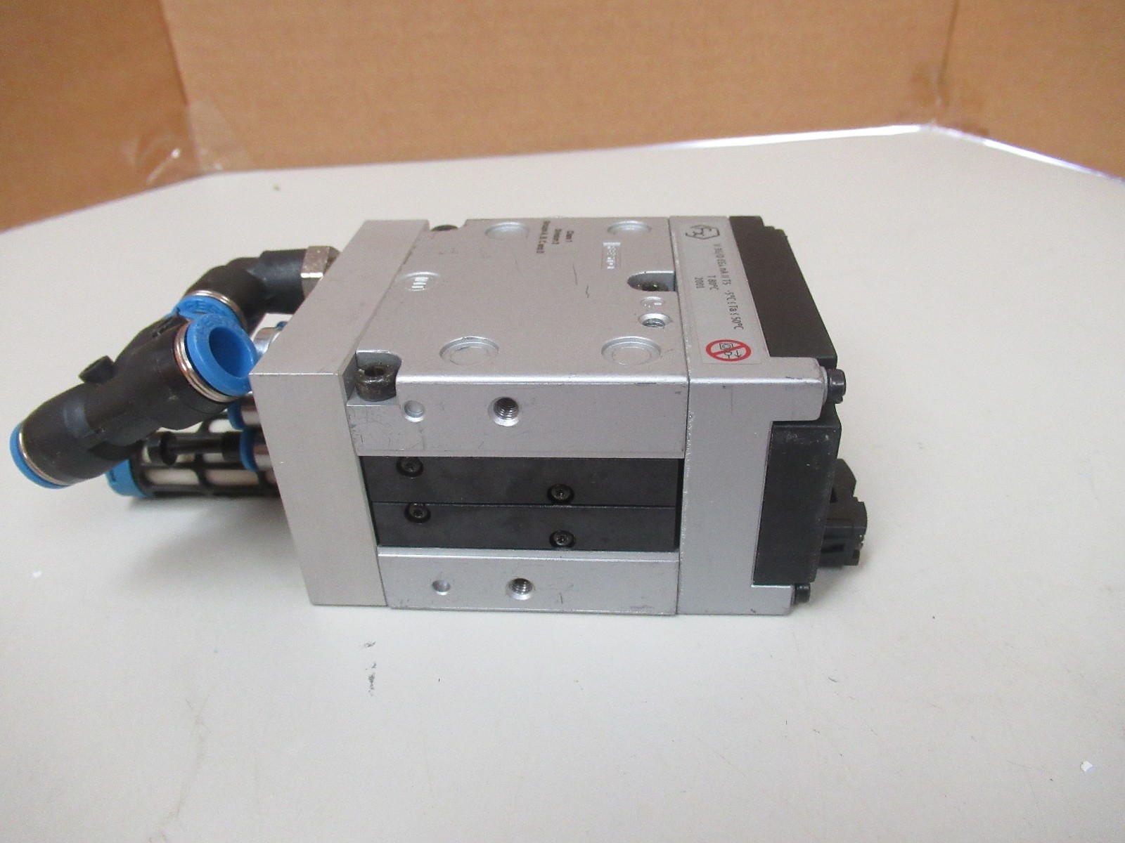 FESTO 161415 CPV-10-VI CPV10-VI-P2-M7 CPV10-GE-ASI-2-Z 18258 18200 161969 USED