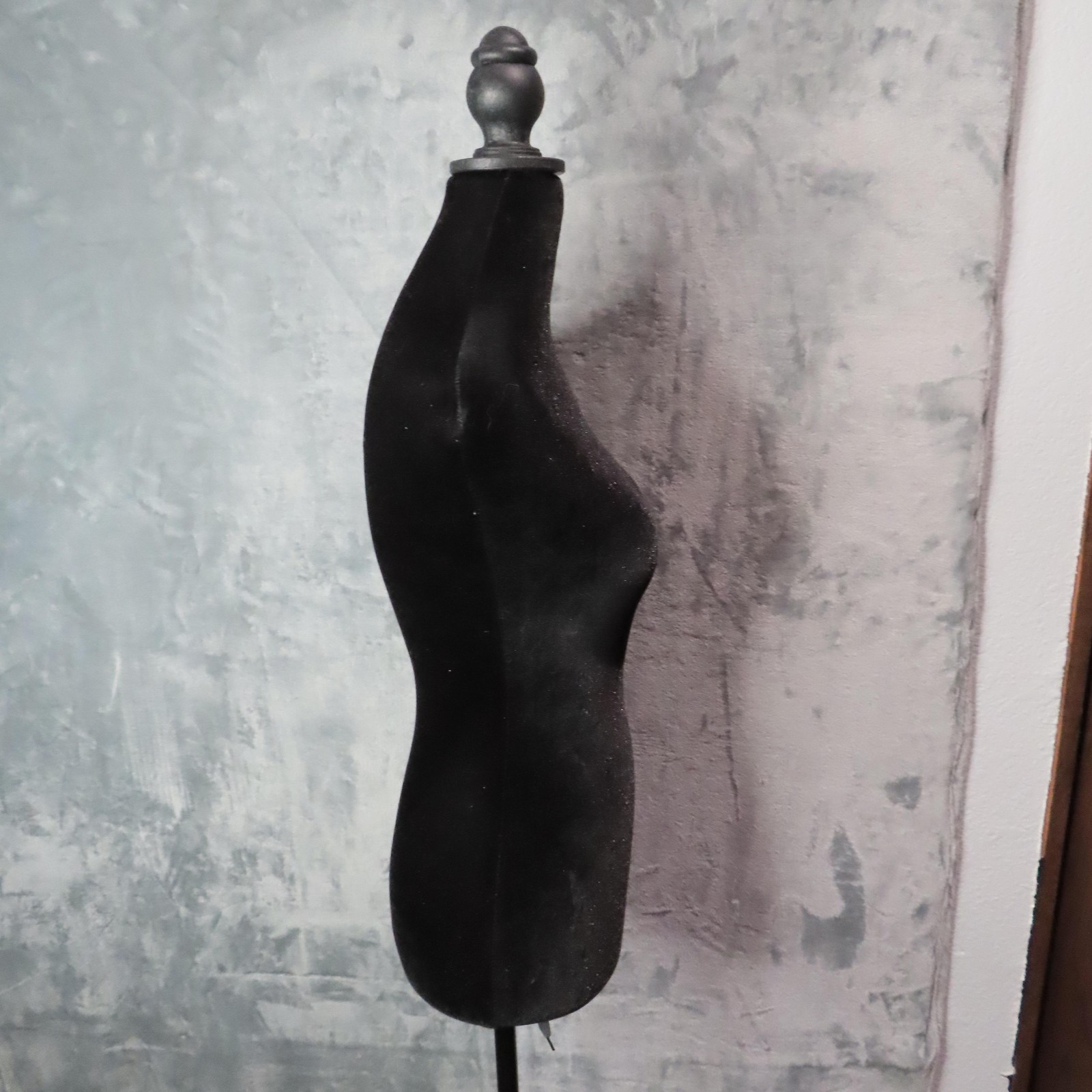 Paylesshere MQ-FL2104 Black Female Dress Form Mannequin Torso Display Stand