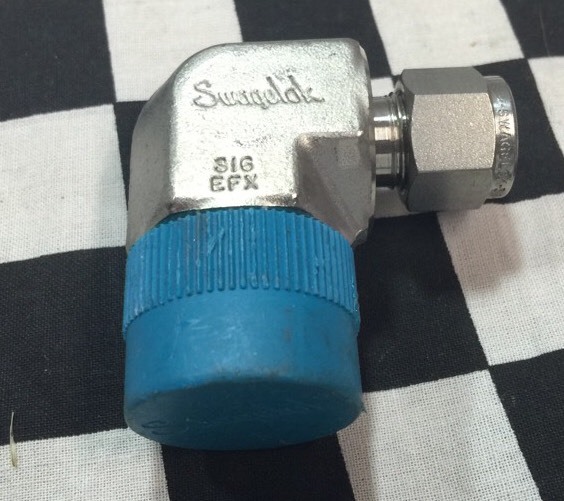 Lot Of 5 Swagelok SS-400-2-8 (3x) SS-600-2-12 (1X) Parker (SS-400-2-6) 1X #ZE30