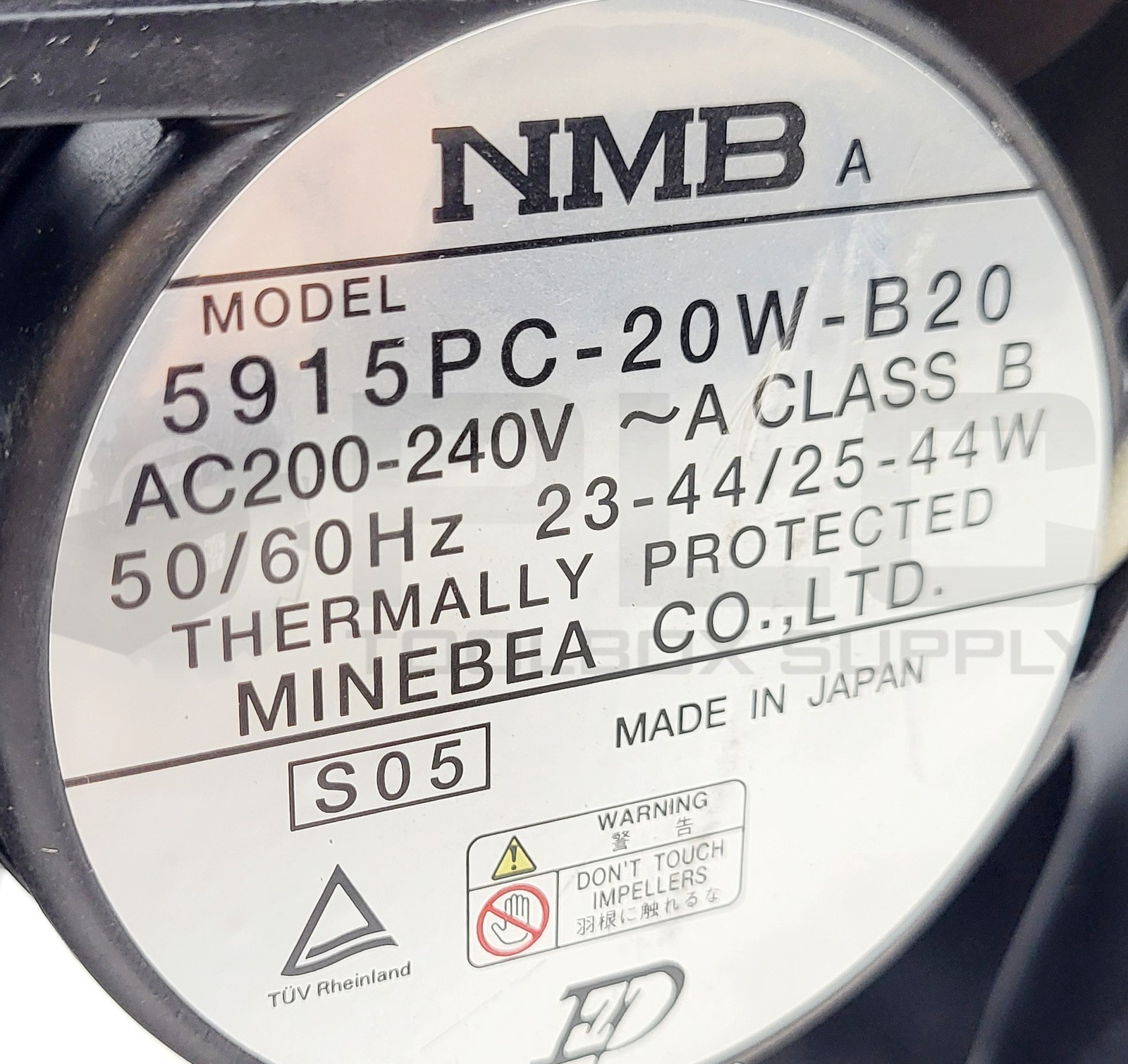 NEW MINEBA 5915PC-20W-B20 NMB VENTILATION FAN AC-200-240V 50/60HZ 23-44/25-44W *