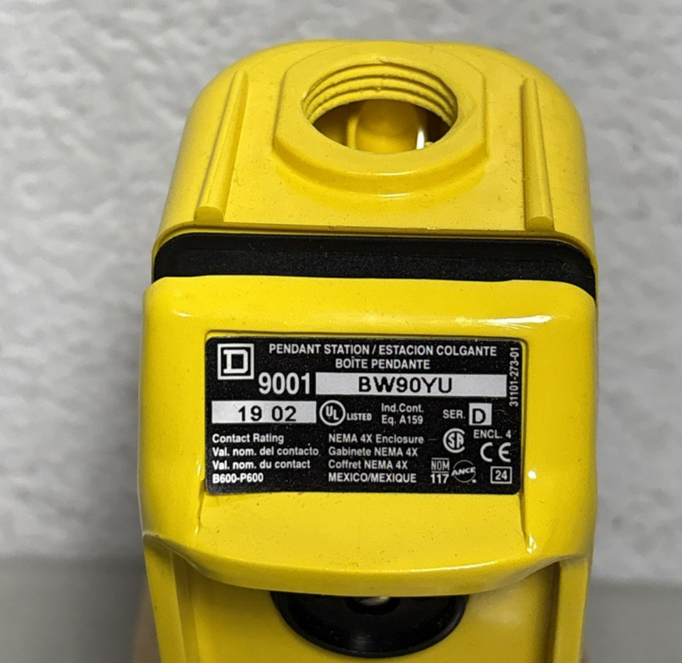 Square D 9001BW90YU Standard Duty Pendant Control Station-Missing Strain-Relief