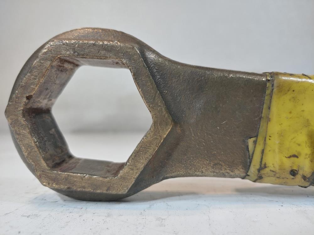 Ampco 1-5/8″ Aluminum/Bronze 6-Point Striking Wrench Model WS-1810