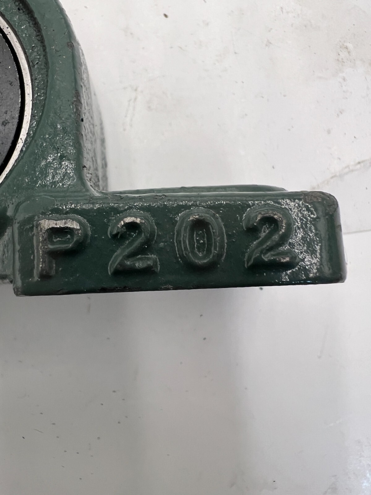 (QTY 5) PGN UCP202-10 2-Bolt Base Pillow Block Bearing 5/8″ Bore Cast Iron Cage