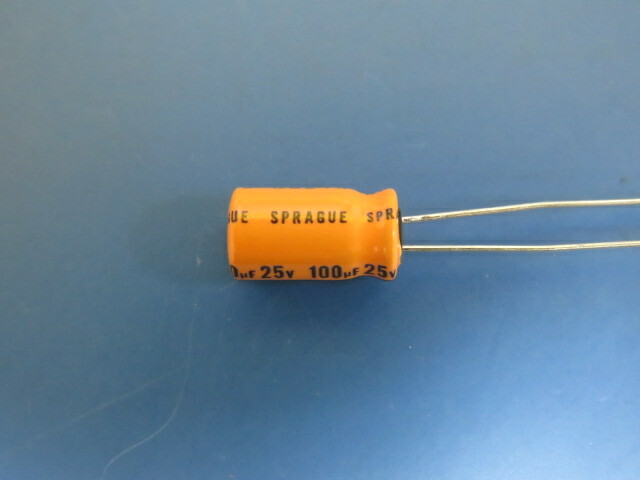 SPRAGUE 515D107M025AA6A Qty of 90 per Lot Aluminum Electrolytic Capacitors – Ra