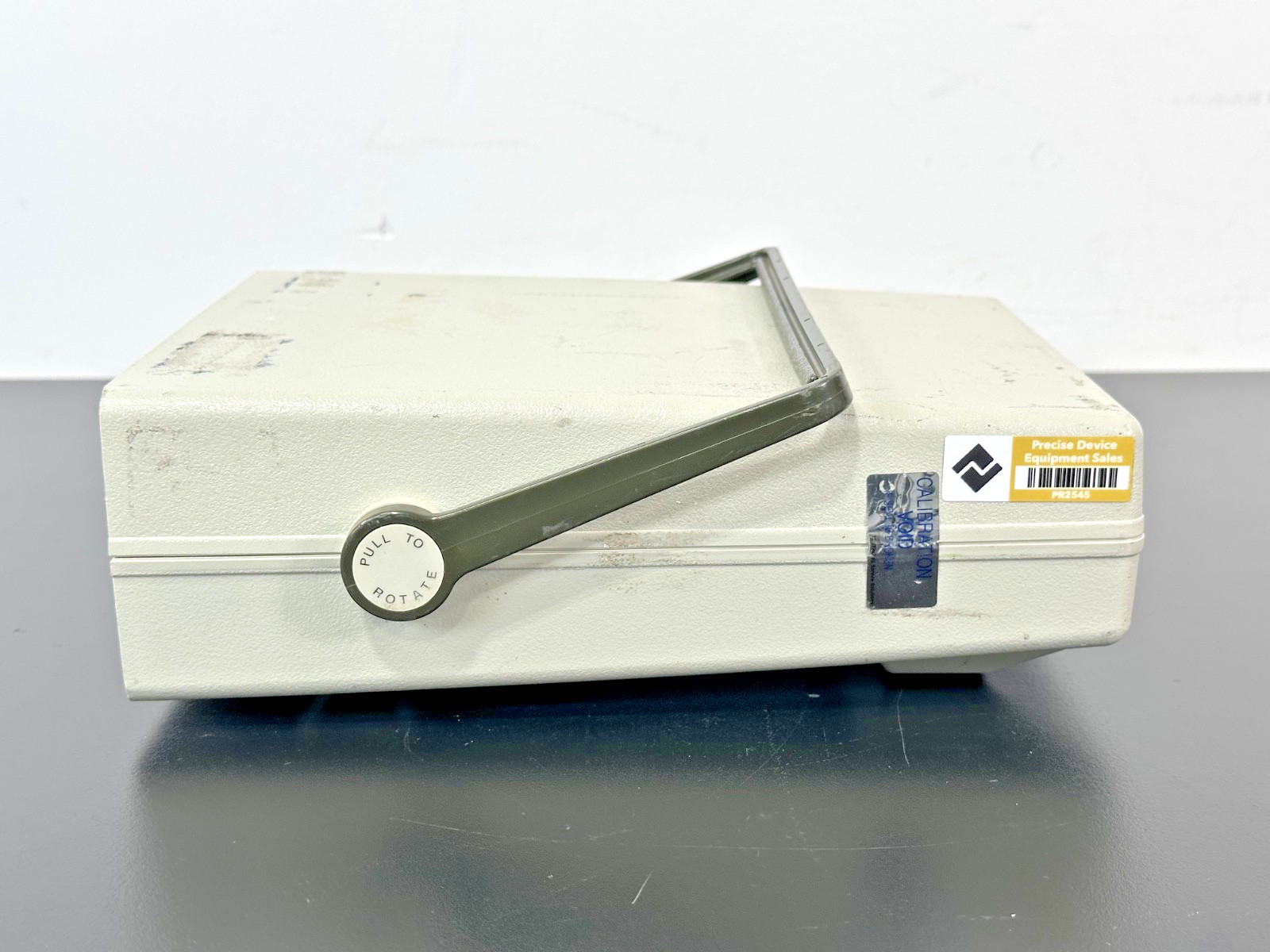 HP Hewlett Packard 3466A Digital Multimeter Bench Top Meter Used Powers On
