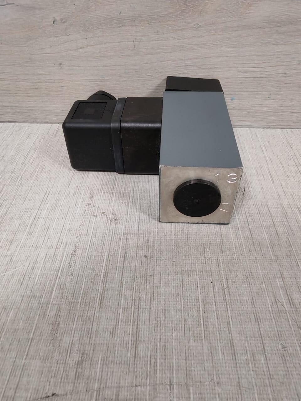 SUCO 0161-43814-3-001 PRESSURE SWITCH