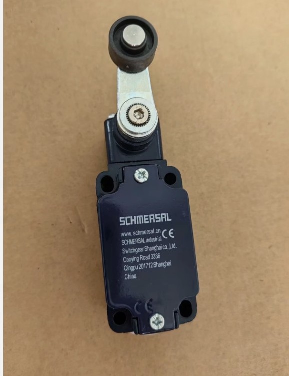 1PCS NEW SCHMERSAL Limit Travel switch Z4VH335-11Z-M20 Fast Free delivery