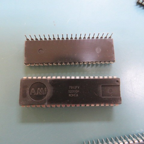 AMI S2350P Qty of 5 per Lot Tranceiver Circuit – Univ Synch Recvr/Xmitter AMI