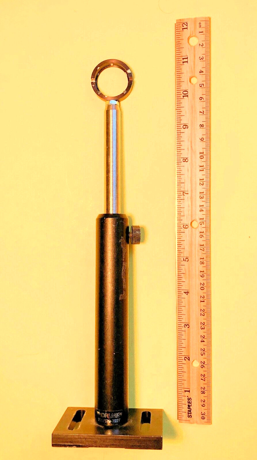Thorlabs 1″ lens mount on post with 6″ post mount with base plate