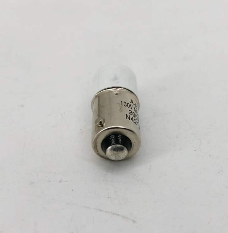 New Allen-Bradley 800T-N421W White LED Bulb 30mm 130VAC/DC – No Box