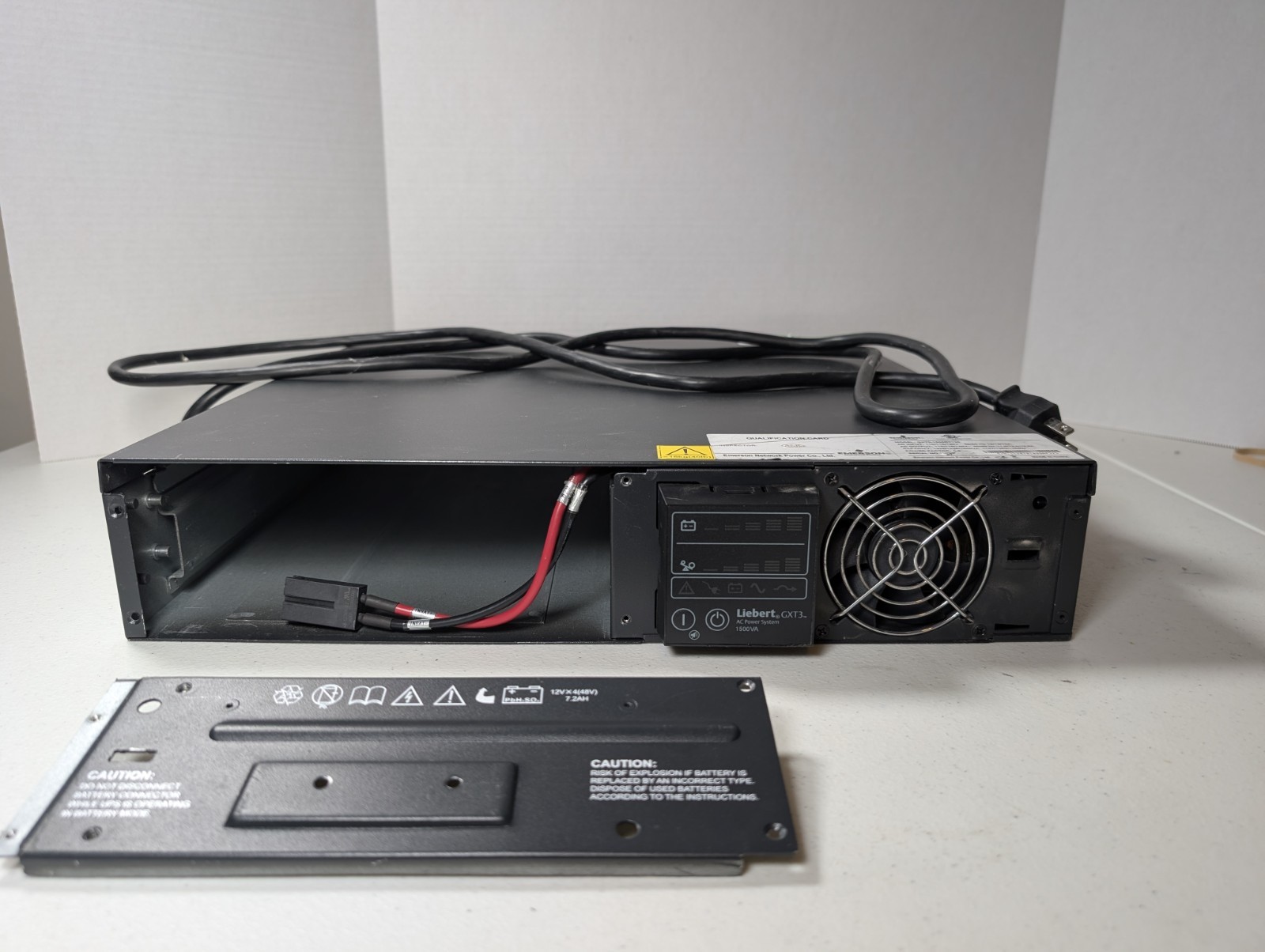 Liebert vertiv Emerson GXT3-1500RT120 UPS System No Batteries/Cage