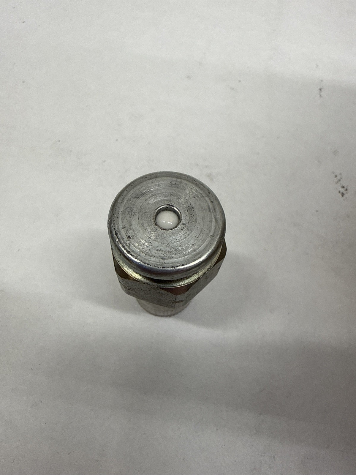 GB38-C-1 3/8” NPT Giant BH Ftg Assy W Ceramic Balls Qty 100