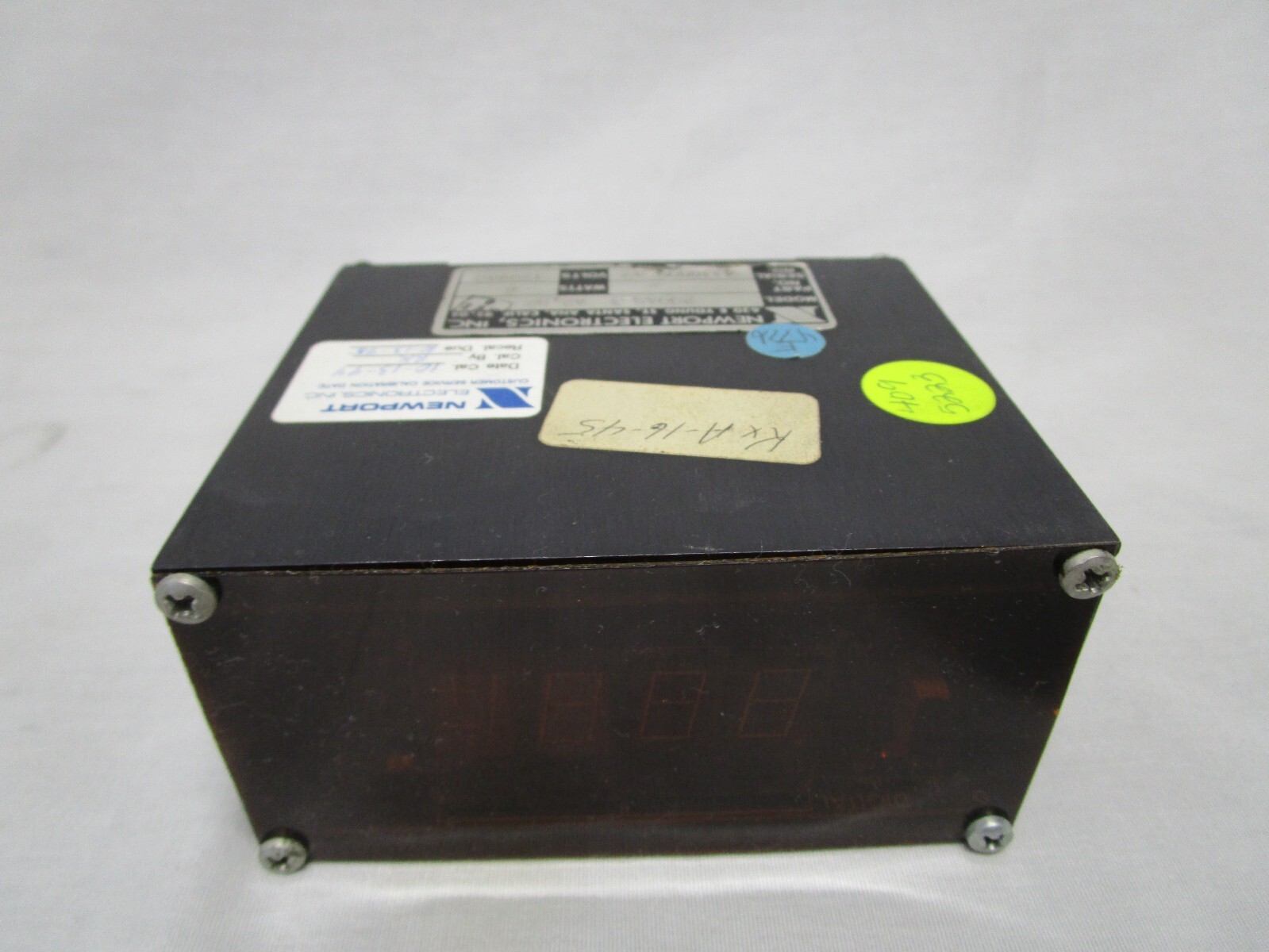 NEWPORT ELECTRONICS 200AS-3-A2-D2 DIGITAL VOLTMETER