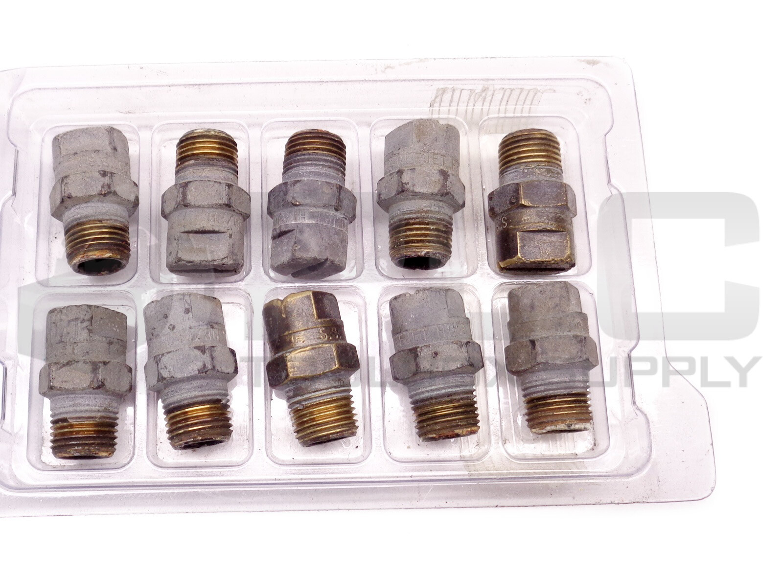LOT OF 10 NEW VEEJET H1/8U-5010 BRASS NOZZLE HEADS