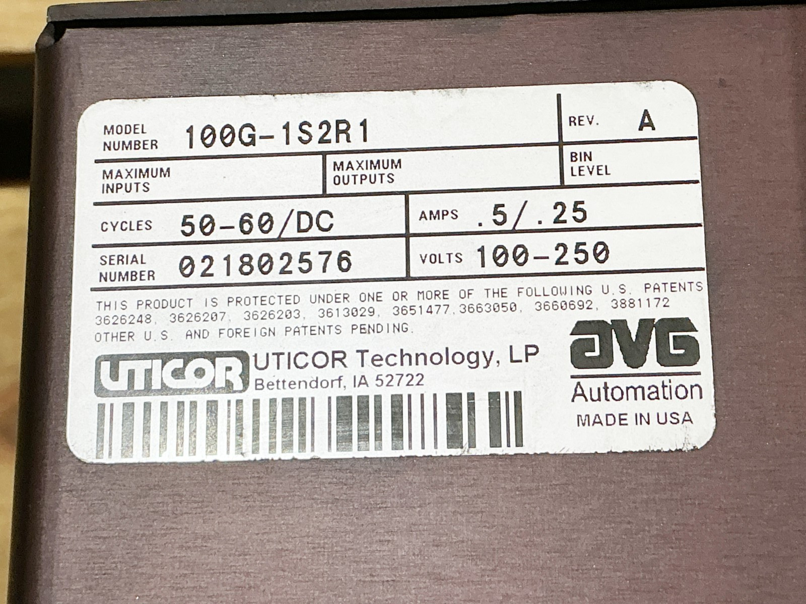 Uticor 100G-1S2R1 Operator Interface 100-250V .25A 50-60DC Rev.A