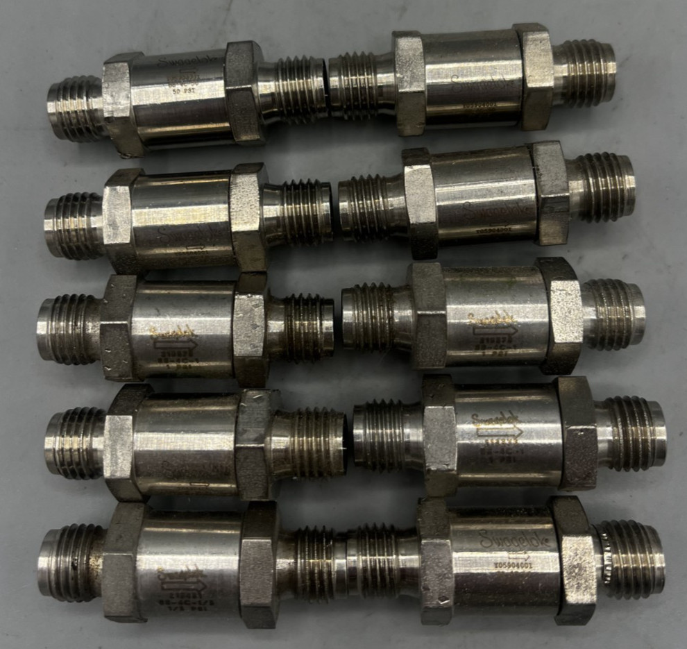 LOT OF 10 SWAGELOK SS-4C-1/3, Poppet Check Valve 1/4″ 1/3 PSIG USED