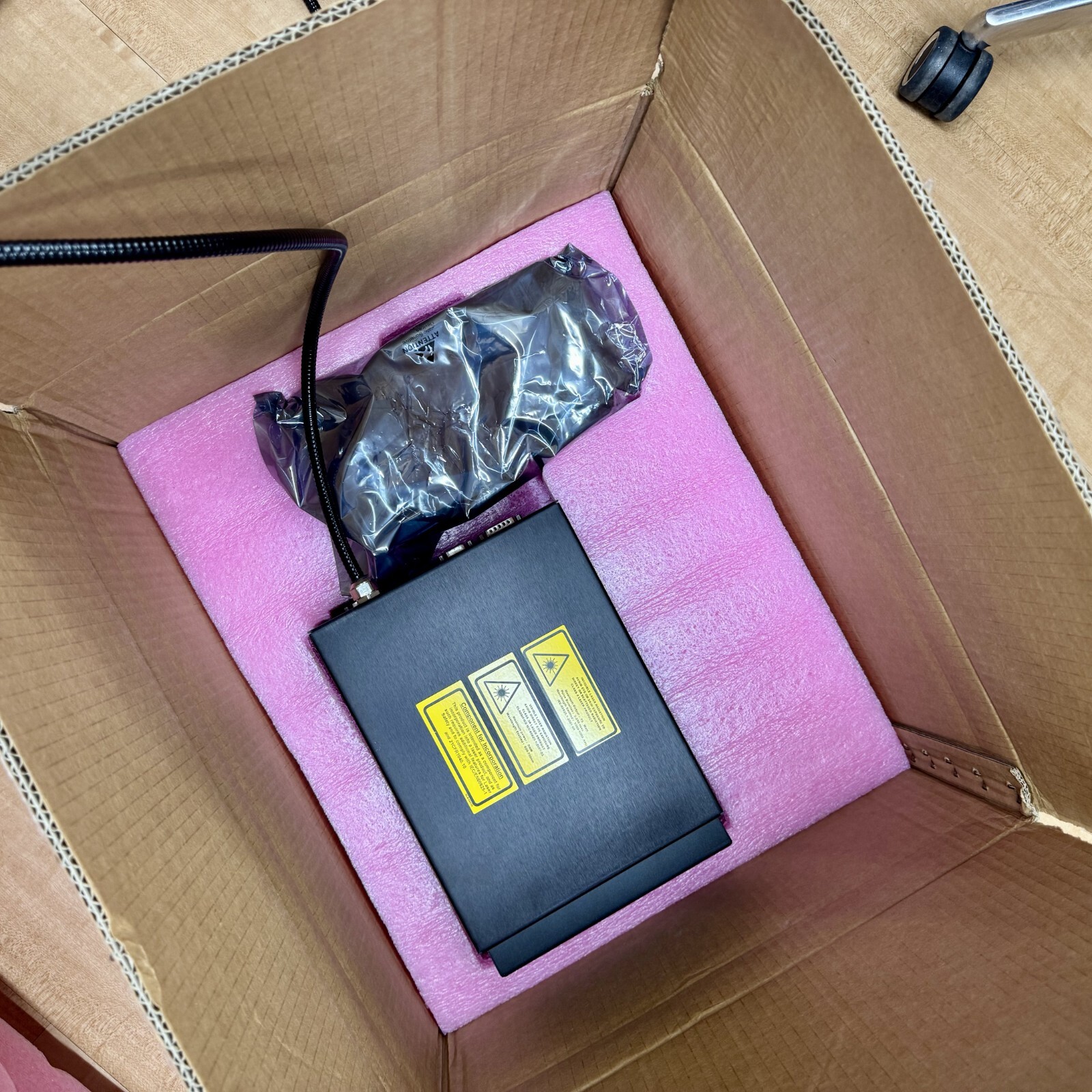 Spectra Physics VGEN Pulse on Demand MOPA Fiber Laser VPFL-ISP-POD-01040