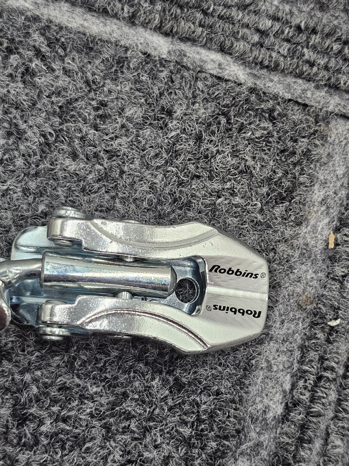 (QTY 50) Robbins Latch 4-1/4″ x 1″ Over-Center Draw Latch Toggle Latch Durable