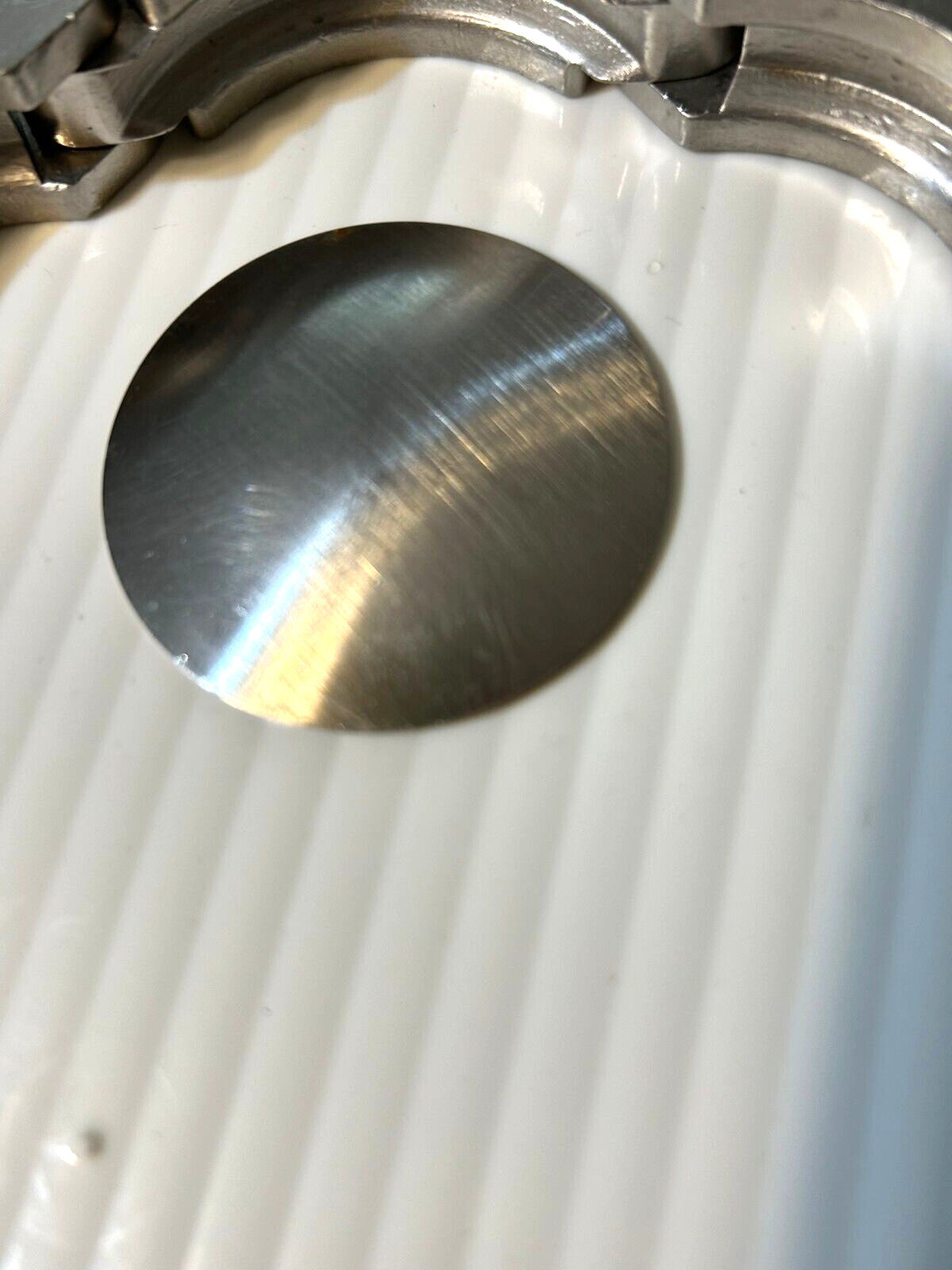 LADISH 3-1/4″ x 3″ (Approx) Ladish Stainless S/S Sanitary Flange Clamp with Cap.