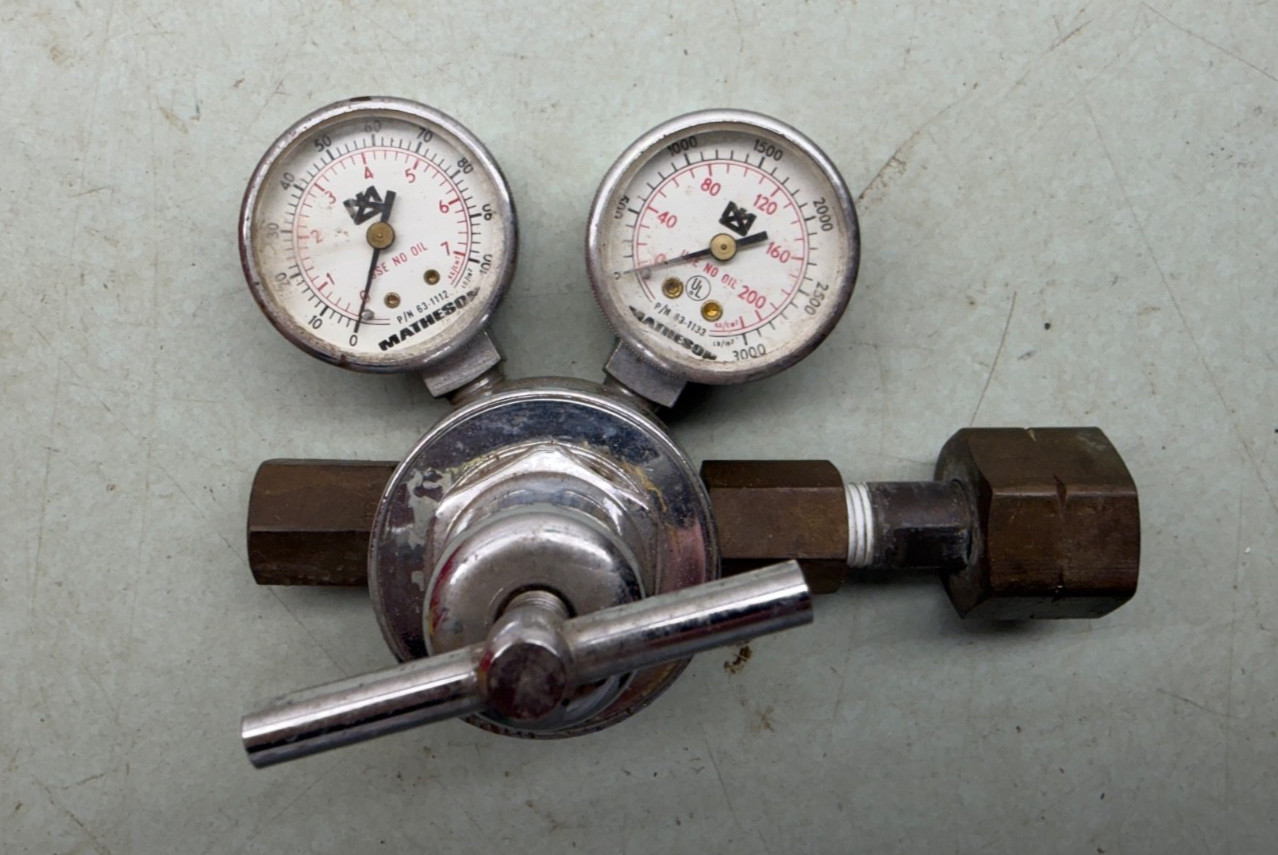 MATHESON Pressure Regulator 8-350 3000PSI MAX Welding Supply