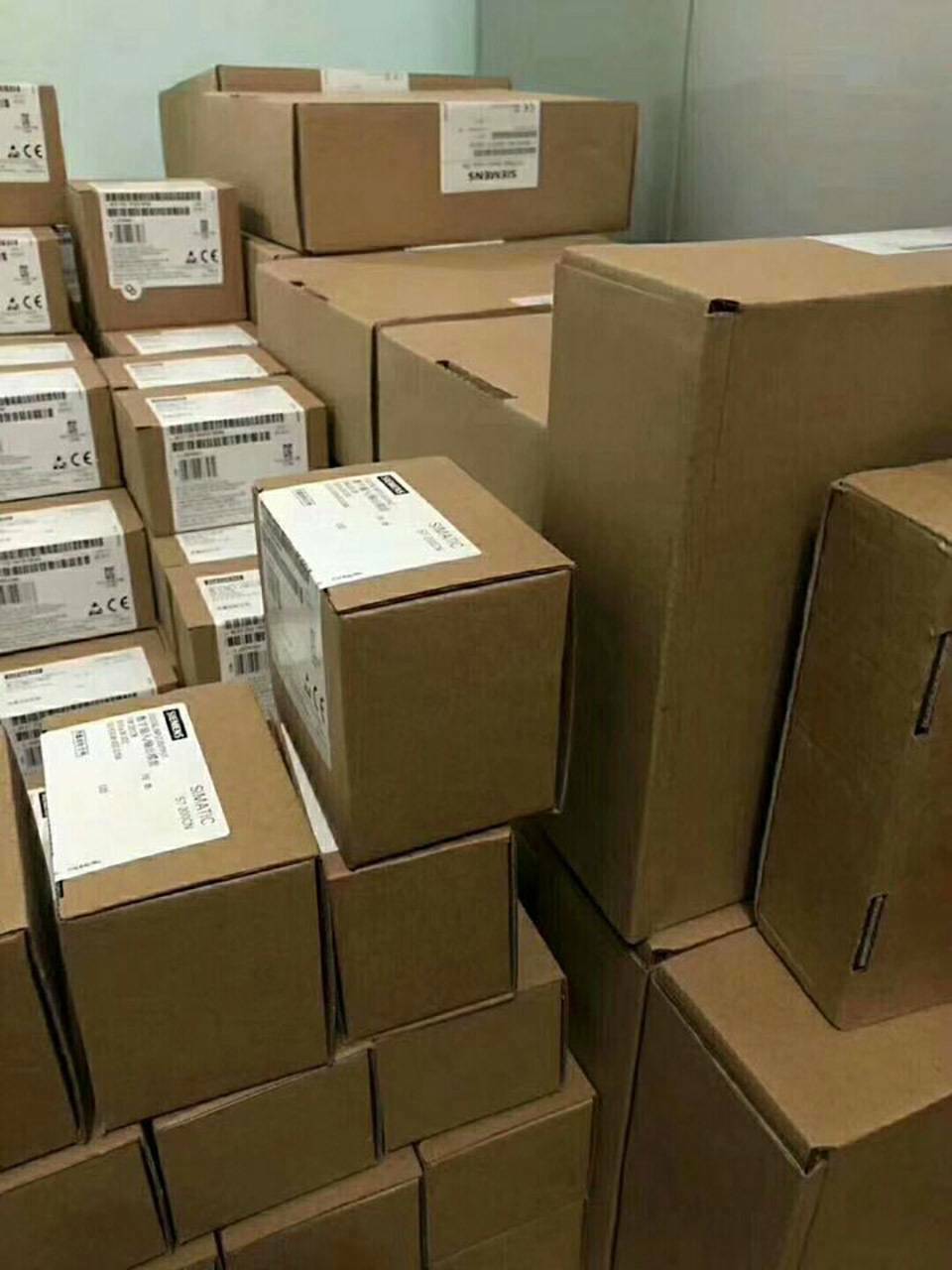 ONE NEW Siemens 6SE6440-2UE17-5CA1 6SE6 440-2UE17-5CA1 DHL