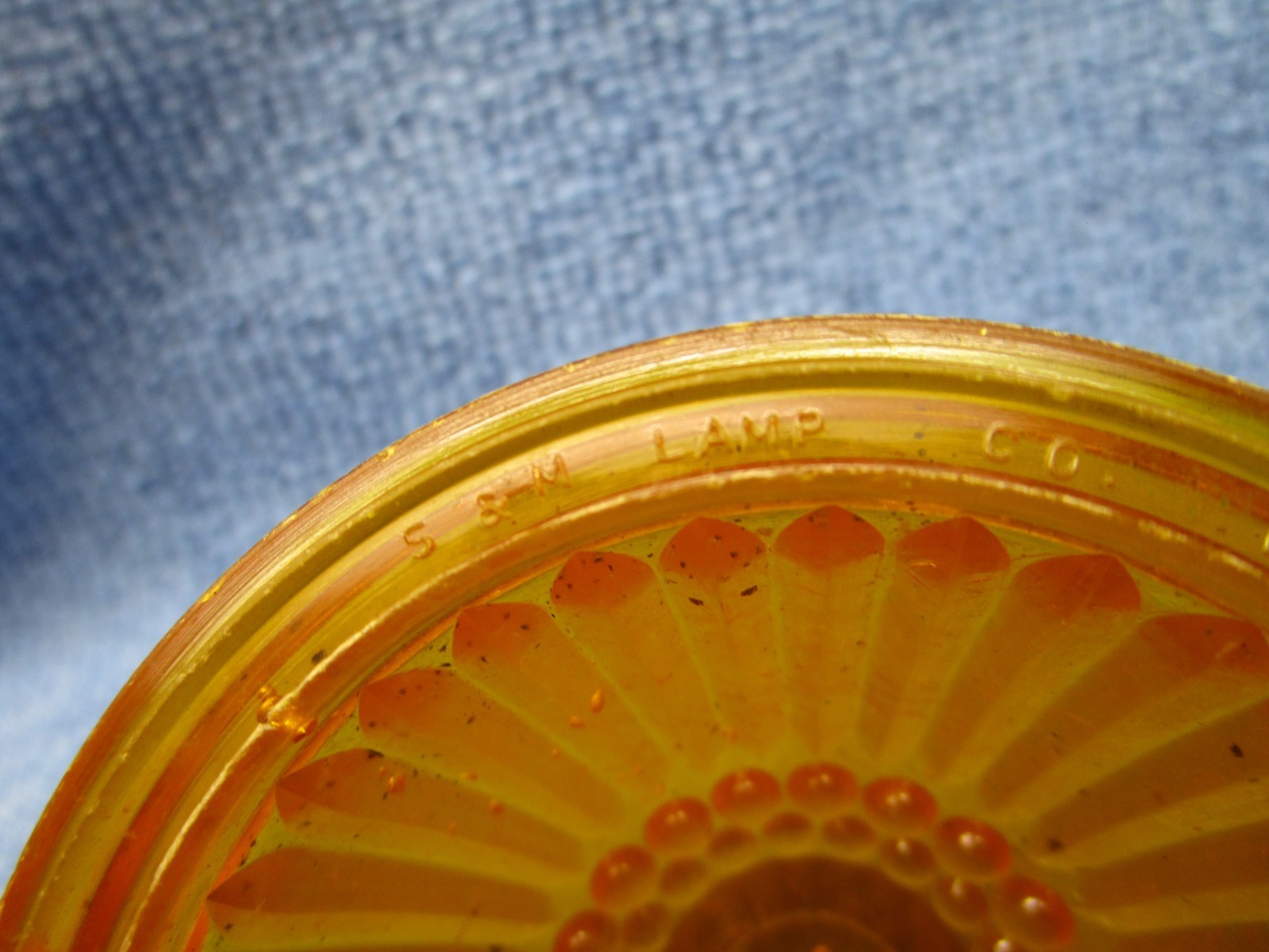 S&M 2703 Amber Clearance Light Lamp Lens 2-1/2″ OD