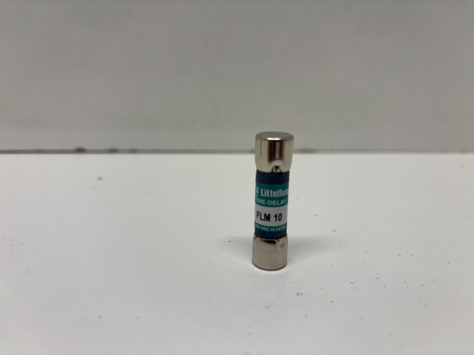 LOT OF 10 NEW OLD STOCK! BUSSMANN LITTELFUSE 10A 250VAC TIME DELAY FUSES FLM-10